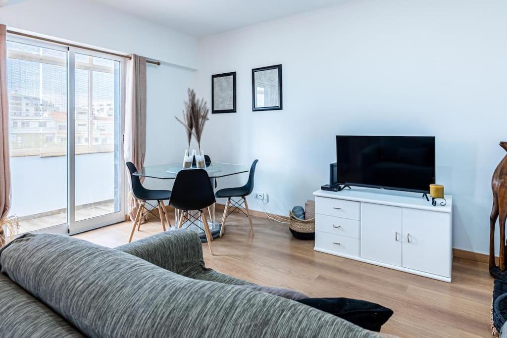 Faro Center With Ac & Wifi Apartamento Exterior foto