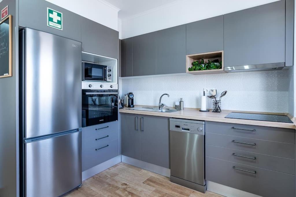 Faro Center With Ac & Wifi Apartamento Exterior foto